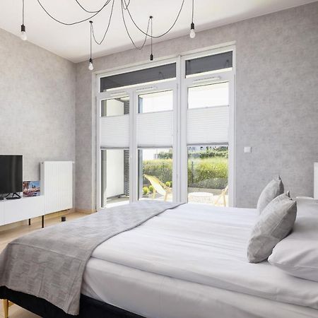Krakow Studio With Parking & Terrace Near Zalew Bagry By Renters Prestige Экстерьер фото