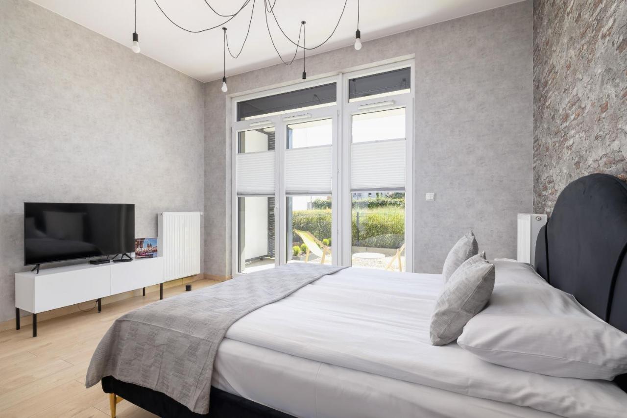 Krakow Studio With Parking & Terrace Near Zalew Bagry By Renters Prestige Экстерьер фото
