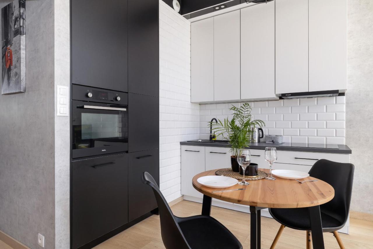 Krakow Studio With Parking & Terrace Near Zalew Bagry By Renters Prestige Экстерьер фото